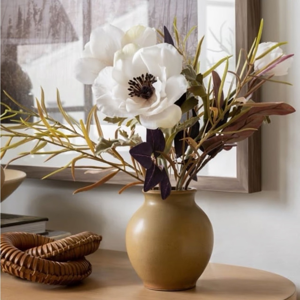 NWT Floral Arrangement-Threshold designed with Studio McGee